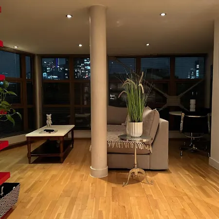 Super Cute Shoreditch Loft
